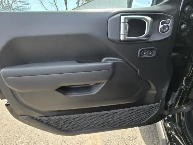 2026 Jeep Wrangler 4-Door Willys - Photo 16