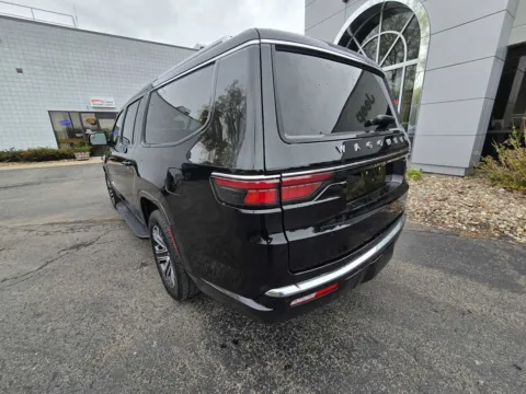 More photos of 2024 Jeep Wagoneer L Series II at Peake Chrysler Dodge Jeep Ram Fiat, NY