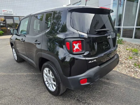 More photos of 2023 Jeep Renegade Latitude at Peake Chrysler Dodge Jeep Ram Fiat, NY