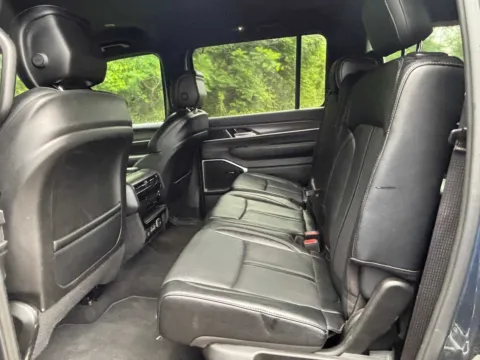 More photos of 2024 Jeep Wagoneer L Series II at Peake Chrysler Dodge Jeep Ram Fiat, NY