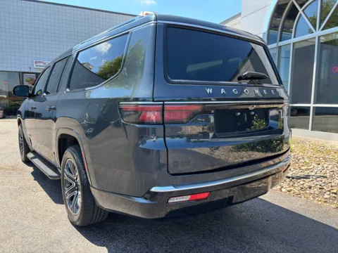 More photos of 2024 Jeep Wagoneer L Series II at Peake Chrysler Dodge Jeep Ram Fiat, NY