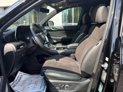 Photos of 2025 Hyundai Palisade Calligraphy Night Edition for sale in Sodus, NY at Peake Chrysler Dodge Jeep Ram Fiat