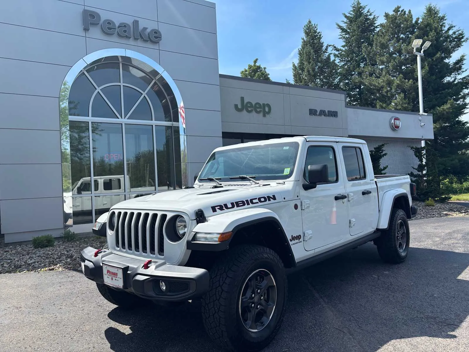 White 2022 Jeep Gladiator Rubicon for sale in Sodus, NY