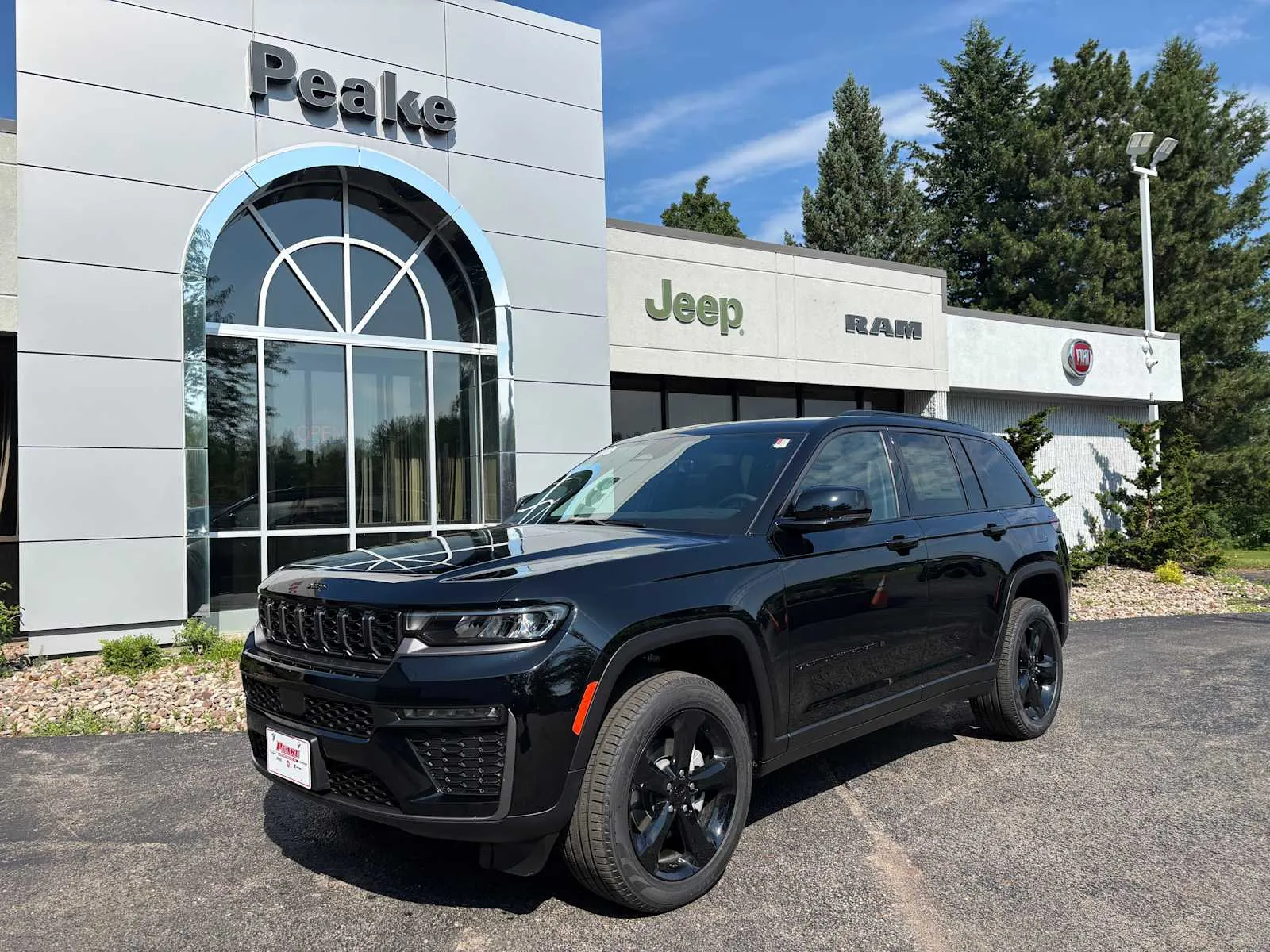 Black 2026 Jeep Grand Cherokee Limited for sale in Sodus, NY