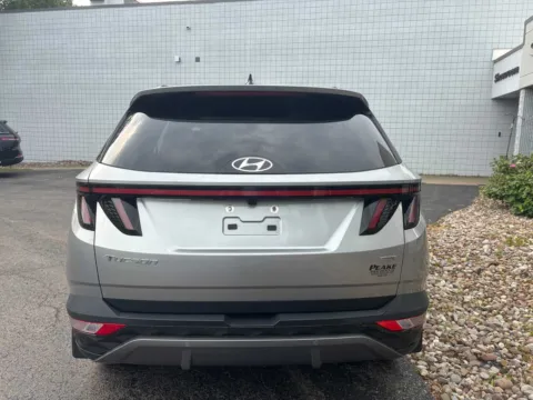 More photos of 2023 Hyundai Tucson Limited at Peake Chrysler Dodge Jeep Ram Fiat, NY