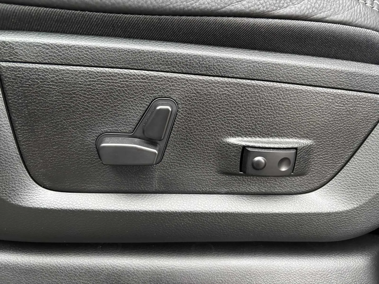 2026 RAM 2500 Rebel - Photo 20