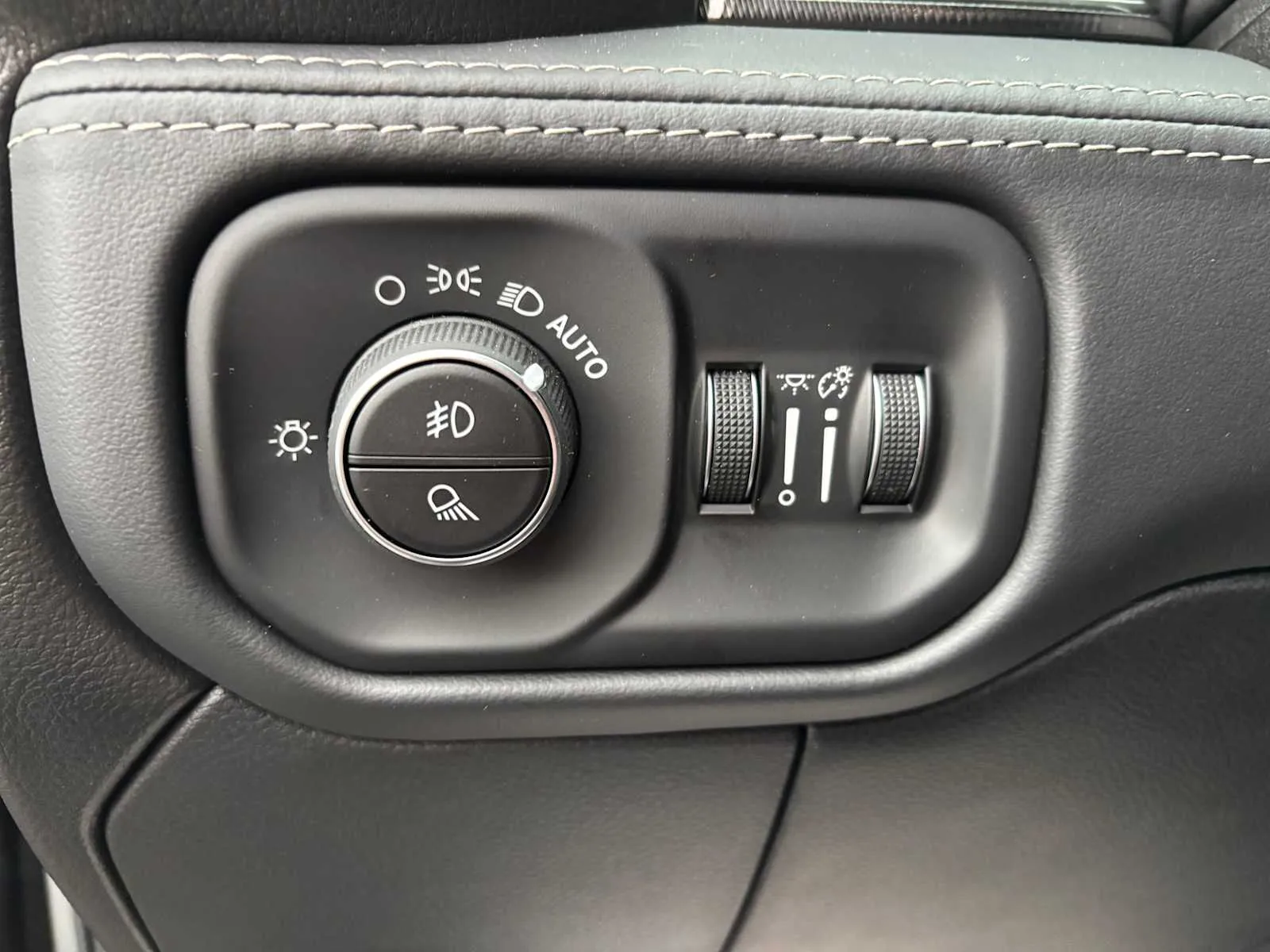2026 RAM 2500 Rebel - Photo 22