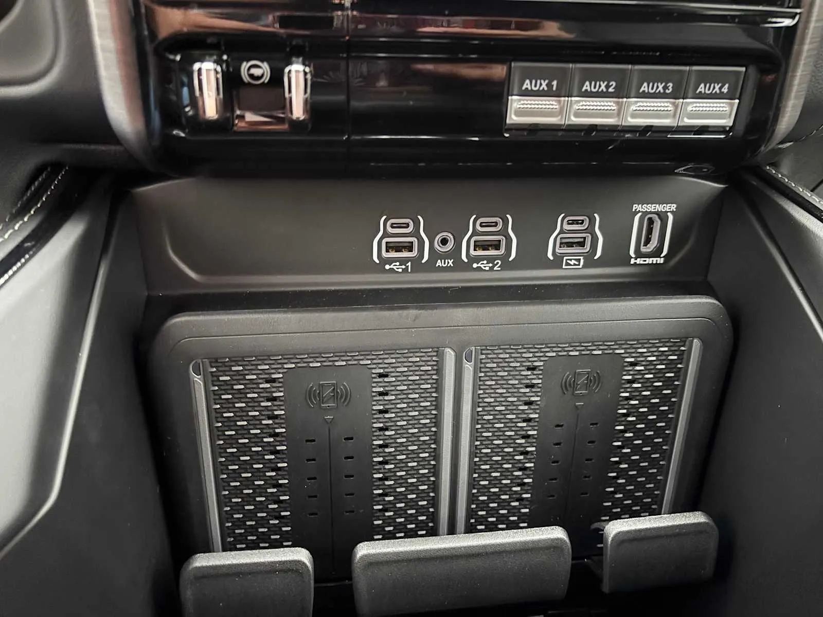 2026 RAM 2500 Rebel - Photo 32