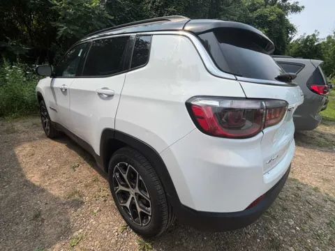 More photos of 2024 Jeep Compass Limited at Peake Chrysler Dodge Jeep Ram Fiat, NY