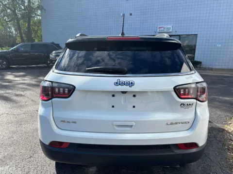 More photos of 2022 Jeep Compass Limited at Peake Chrysler Dodge Jeep Ram Fiat, NY
