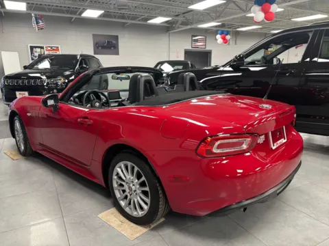 More photos of 2018 FIAT 124 Spider Classica at Peake Chrysler Dodge Jeep Ram Fiat, NY