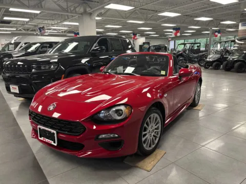 Red 2018 FIAT 124 Spider Classica for sale in Sodus, NY