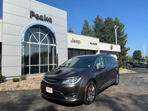 Gray 2020 Chrysler Pacifica Hybrid Limited for sale in Sodus, NY