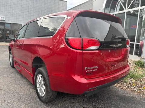 More photos of 2025 Chrysler Voyager LX at Peake Chrysler Dodge Jeep Ram Fiat, NY