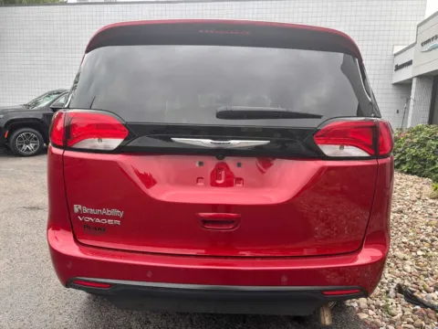 More photos of 2025 Chrysler Voyager LX at Peake Chrysler Dodge Jeep Ram Fiat, NY