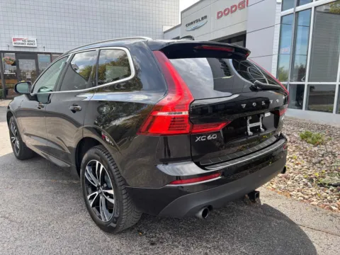 More photos of 2020 Volvo XC60 Momentum at Peake Chrysler Dodge Jeep Ram Fiat, NY