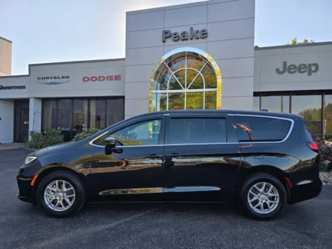 Another view of 2026 Chrysler Pacifica Select for sale in Sodus, NY at Peake Chrysler Dodge Jeep Ram Fiat