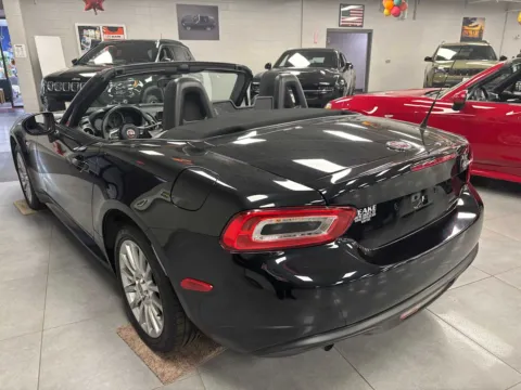More photos of 2017 FIAT 124 Spider Classica at Peake Chrysler Dodge Jeep Ram Fiat, NY