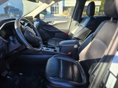 More photos of 2025 Ford Escape Platinum at Peake Chrysler Dodge Jeep Ram Fiat, NY