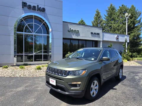 Green 2019 Jeep Compass Latitude for sale in Sodus, NY