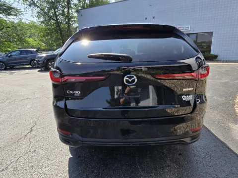 More photos of 2025 Mazda CX-90 Select Package at Peake Chrysler Dodge Jeep Ram Fiat, NY