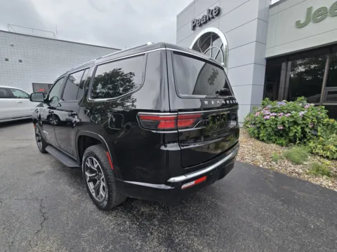 More photos of 2024 Jeep Wagoneer Series III at Peake Chrysler Dodge Jeep Ram Fiat, NY