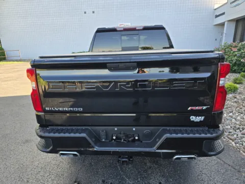 More photos of 2020 Chevrolet Silverado 1500 RST at Peake Chrysler Dodge Jeep Ram Fiat, NY