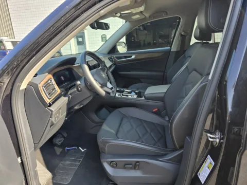 More photos of 2025 Volkswagen Atlas 2.0T SE w/Technology at Peake Chrysler Dodge Jeep Ram Fiat, NY