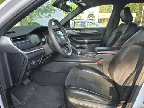 More photos of 2023 Jeep Grand Cherokee Altitude at Peake Chrysler Dodge Jeep Ram Fiat, NY
