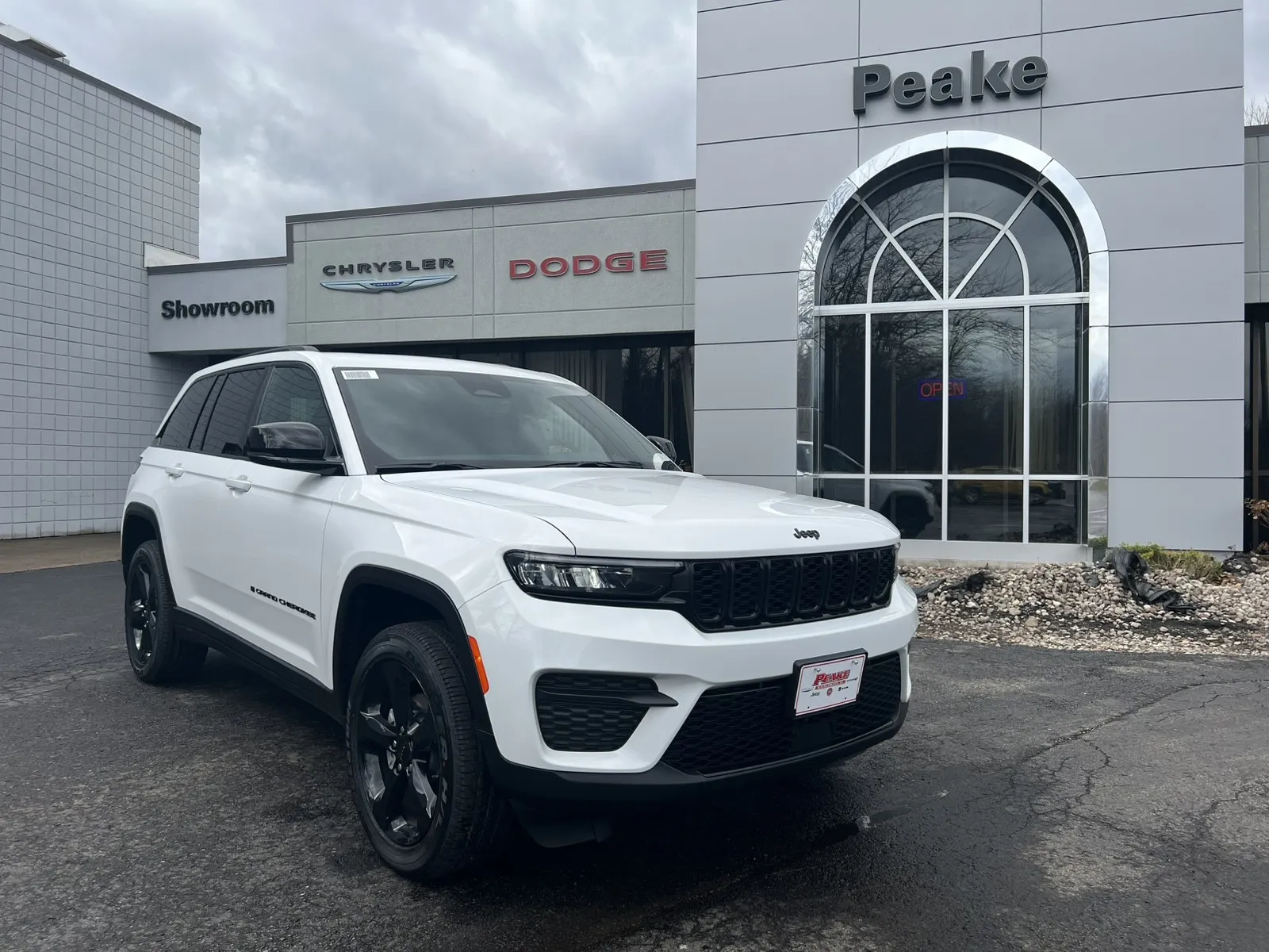White 2025 Jeep Grand Cherokee Altitude X for sale in Sodus, NY