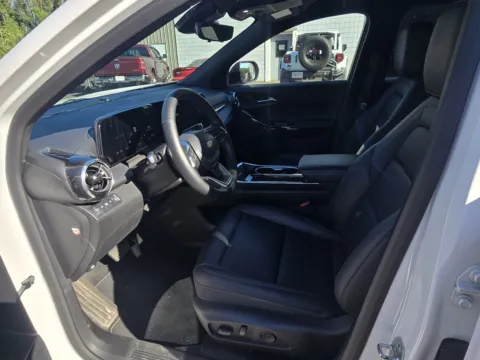 More photos of 2025 Chevrolet Equinox AWD LT at Peake Chrysler Dodge Jeep Ram Fiat, NY