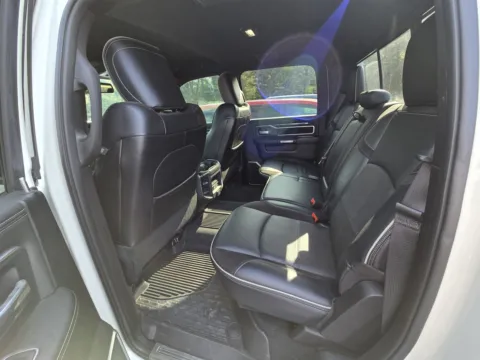 More photos of 2019 Ram 3500 Laramie at Peake Chrysler Dodge Jeep Ram Fiat, NY