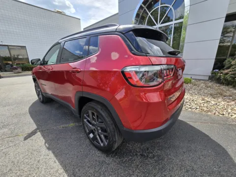 More photos of 2025 Jeep Compass Limited at Peake Chrysler Dodge Jeep Ram Fiat, NY