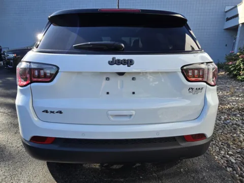 More photos of 2025 Jeep Compass Limited at Peake Chrysler Dodge Jeep Ram Fiat, NY