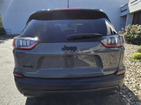 More photos of 2023 Jeep Cherokee Altitude Lux at Peake Chrysler Dodge Jeep Ram Fiat, NY