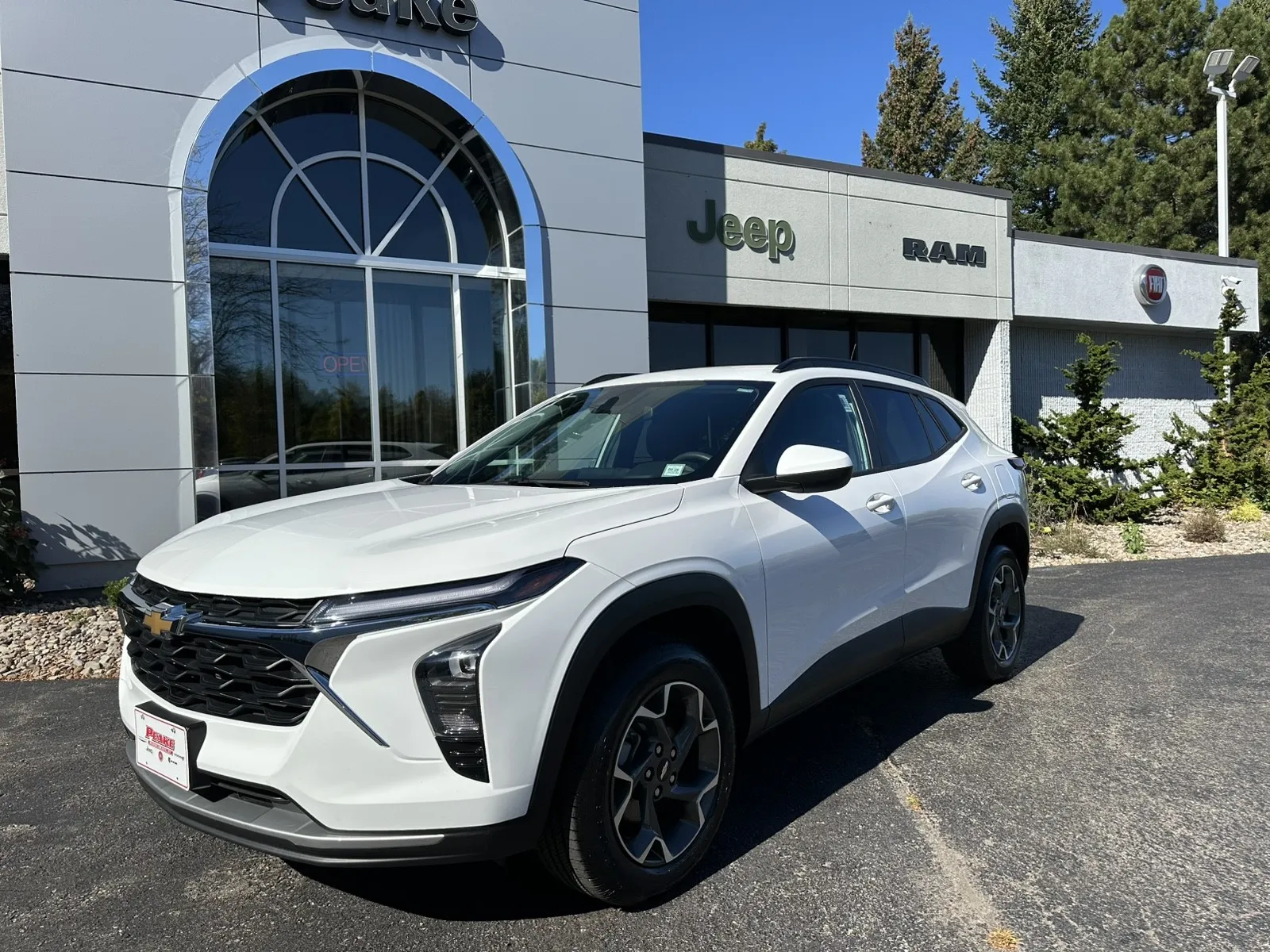 White 2024 Chevrolet Trax LT for sale in Sodus, NY