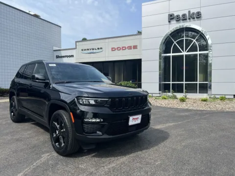 Black 2025 Jeep Grand Cherokee Limited for sale in Sodus, NY