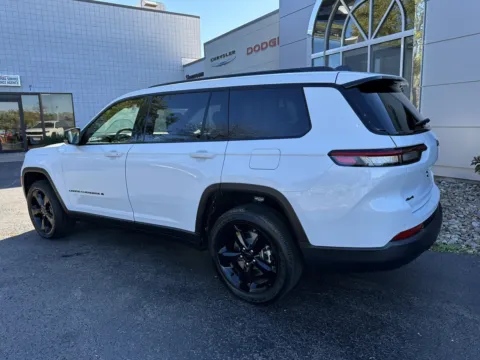 More photos of 2025 Jeep Grand Cherokee L Altitude X at Peake Chrysler Dodge Jeep Ram Fiat, NY