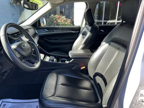 Photos of 2023 Jeep Grand Cherokee Limited for sale in Sodus, NY at Peake Chrysler Dodge Jeep Ram Fiat