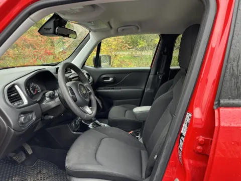 More photos of 2023 Jeep Renegade Latitude at Peake Chrysler Dodge Jeep Ram Fiat, NY