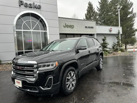Black 2023 GMC Acadia SLT for sale in Sodus, NY