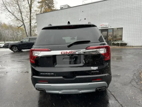 More photos of 2023 GMC Acadia SLT at Peake Chrysler Dodge Jeep Ram Fiat, NY