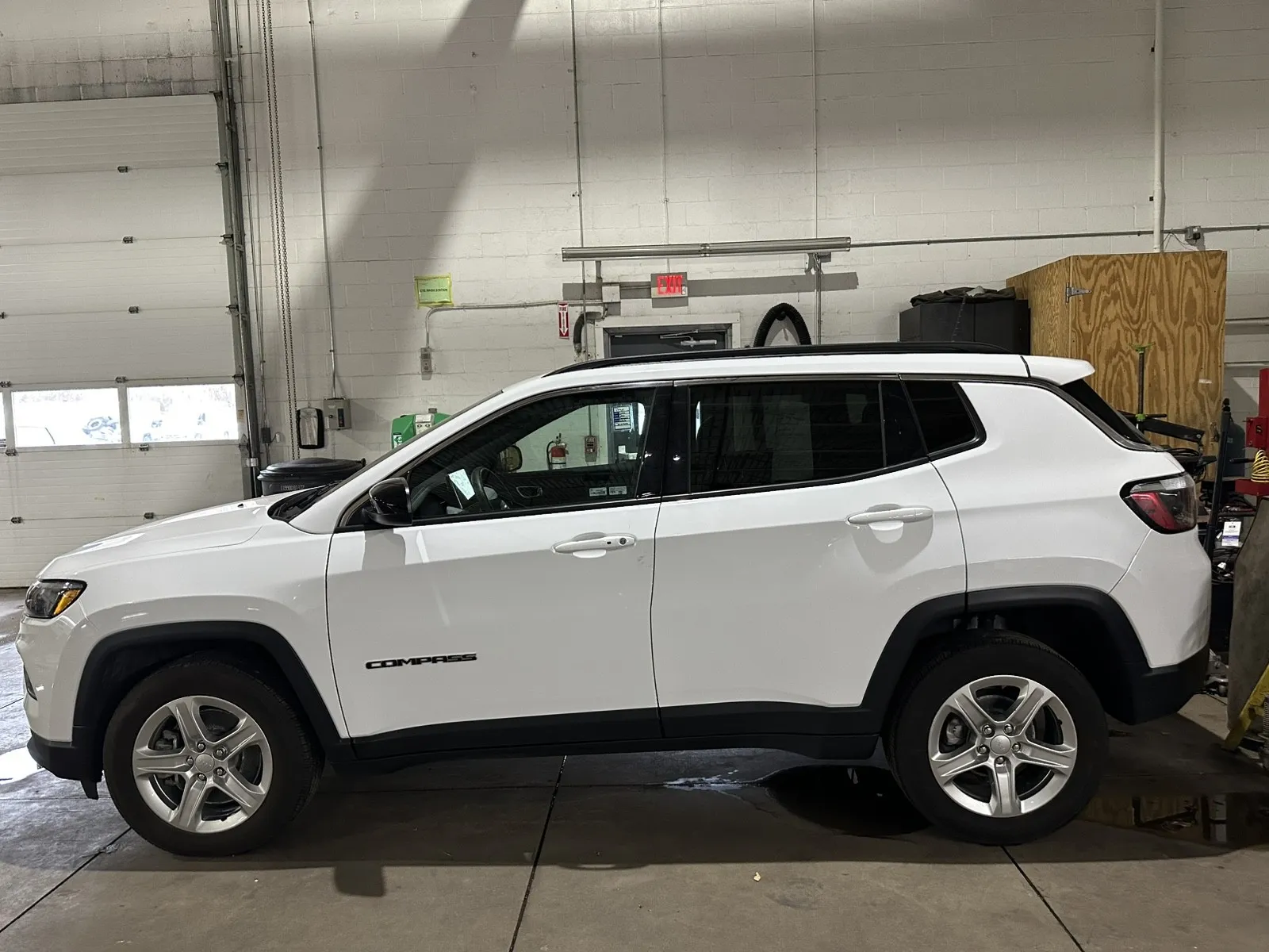 White 2024 Jeep Compass Latitude for sale in Sodus, NY