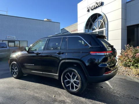 More photos of 2025 Jeep Grand Cherokee Limited at Peake Chrysler Dodge Jeep Ram Fiat, NY