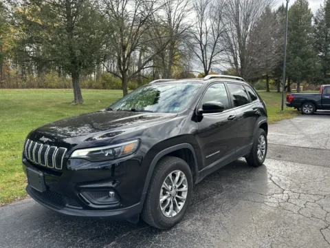 Black 2020 Jeep Cherokee Latitude Plus for sale in Sodus, NY