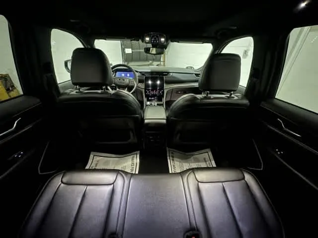 2024 Jeep Grand Cherokee 4xe - Photo 12