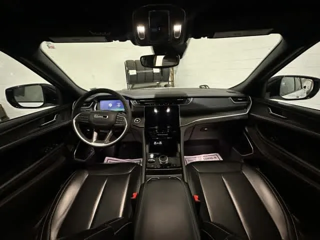 2024 Jeep Grand Cherokee 4xe - Photo 17