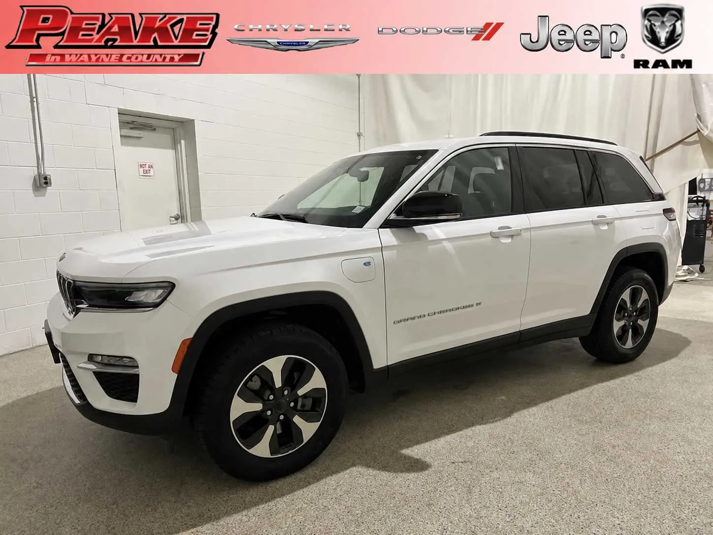 2024 Jeep Grand Cherokee 4xe - Photo 1