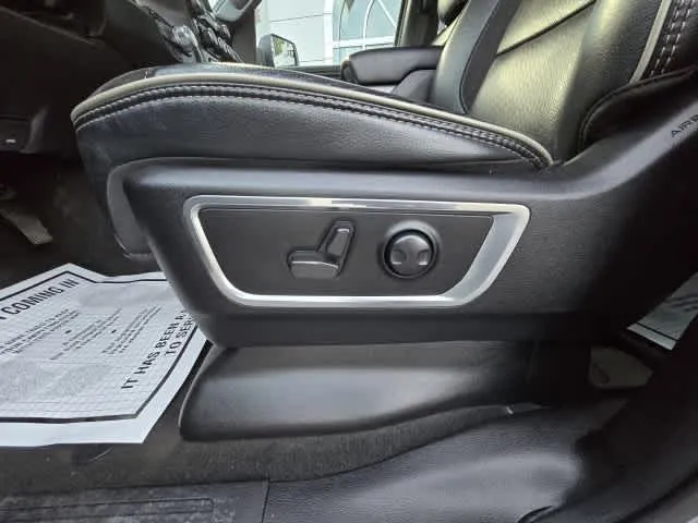 2024 RAM Ram 1500 Pickup Laramie - Photo 16