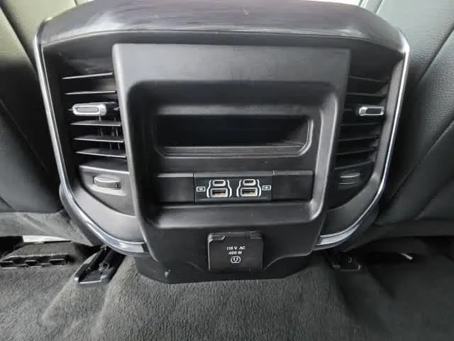 2024 RAM Ram 1500 Pickup Laramie - Photo 12